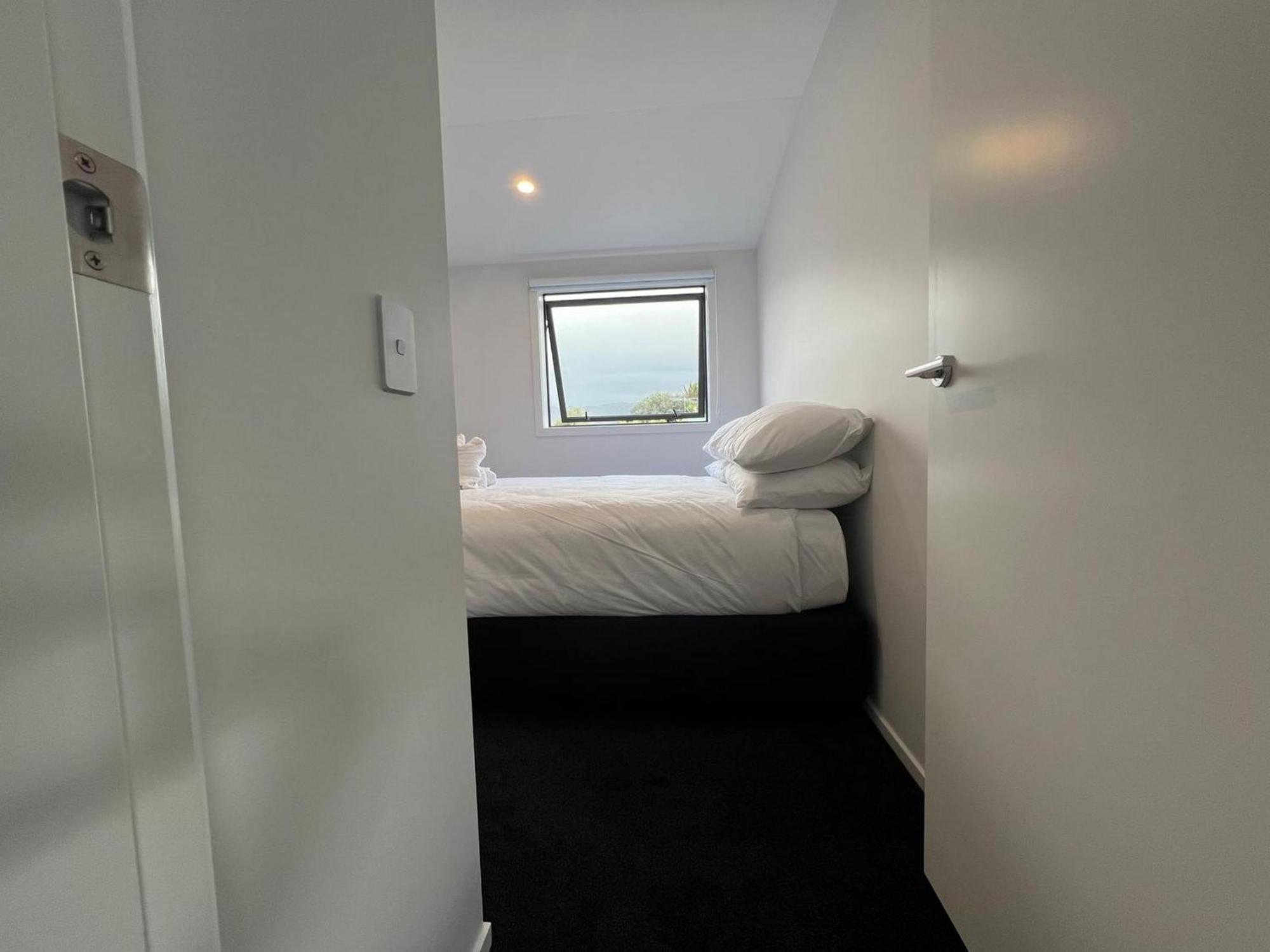 Central Modern 3-Bedroom,3- Bathroom House With Patio And Carpark- Lower Hutt City Centre Extérieur photo