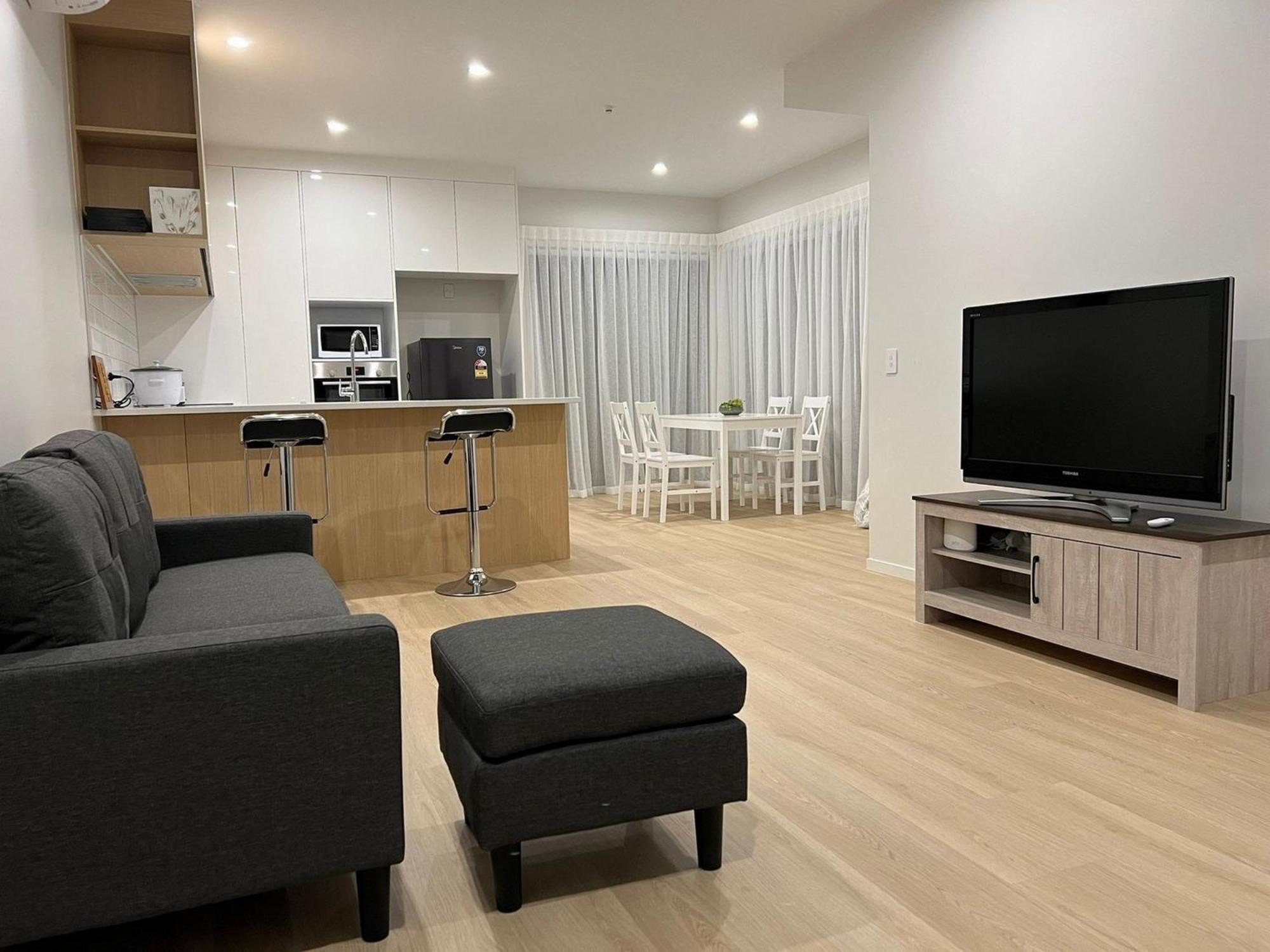 Central Modern 3-Bedroom,3- Bathroom House With Patio And Carpark- Lower Hutt City Centre Extérieur photo