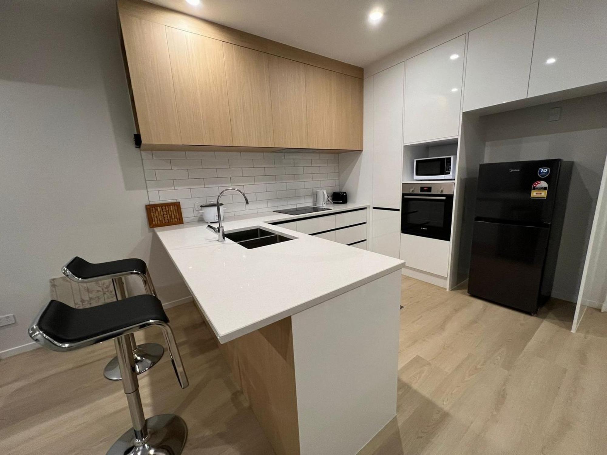 Central Modern 3-Bedroom,3- Bathroom House With Patio And Carpark- Lower Hutt City Centre Extérieur photo