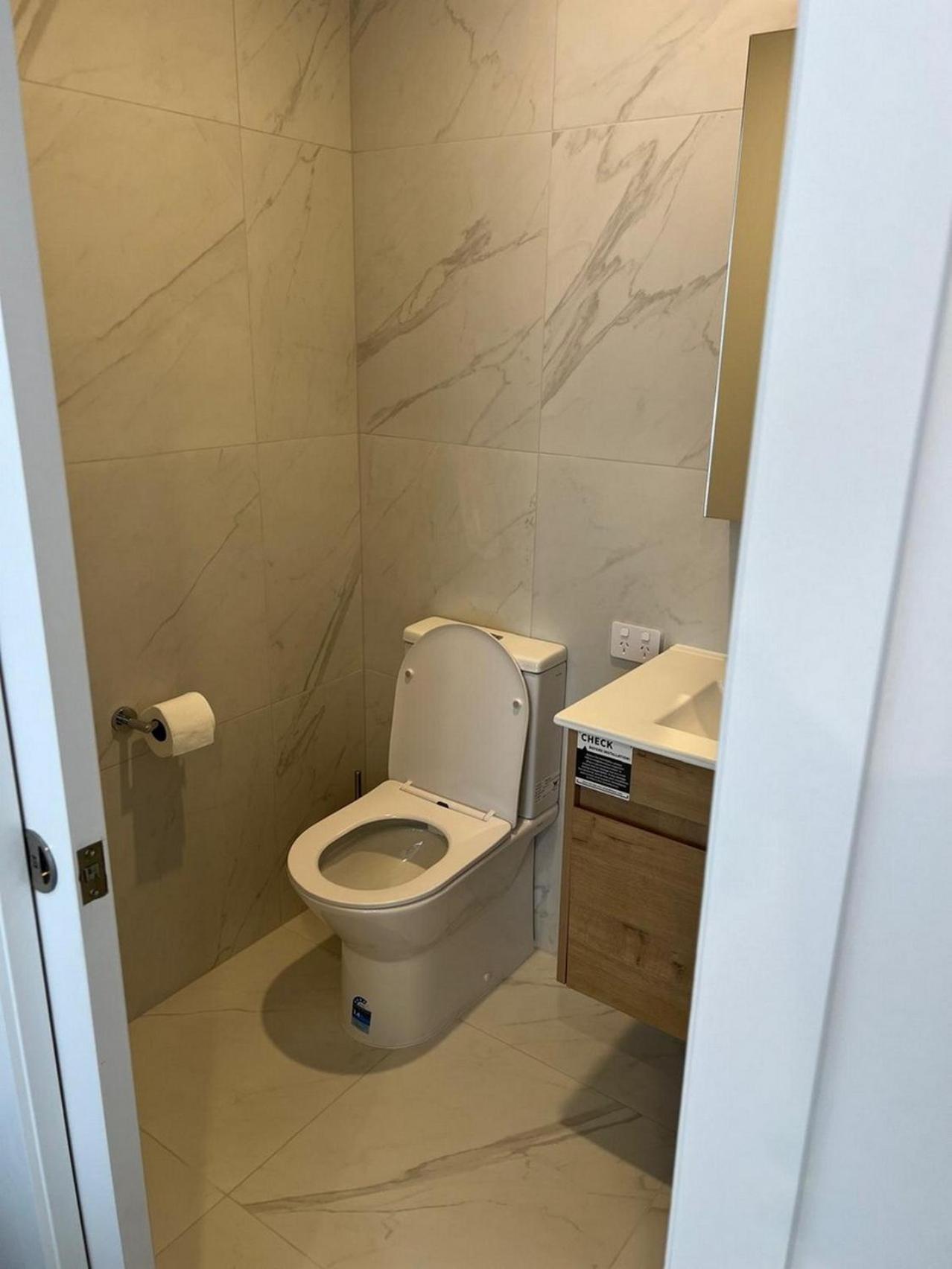 Central Modern 3-Bedroom,3- Bathroom House With Patio And Carpark- Lower Hutt City Centre Extérieur photo