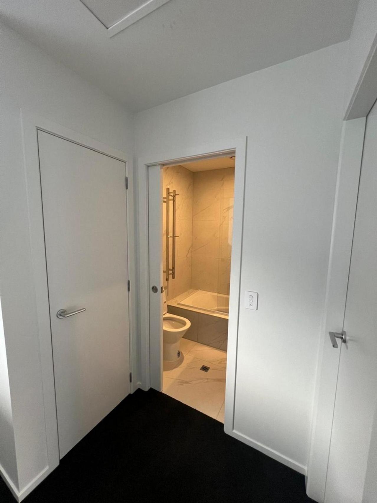 Central Modern 3-Bedroom,3- Bathroom House With Patio And Carpark- Lower Hutt City Centre Extérieur photo