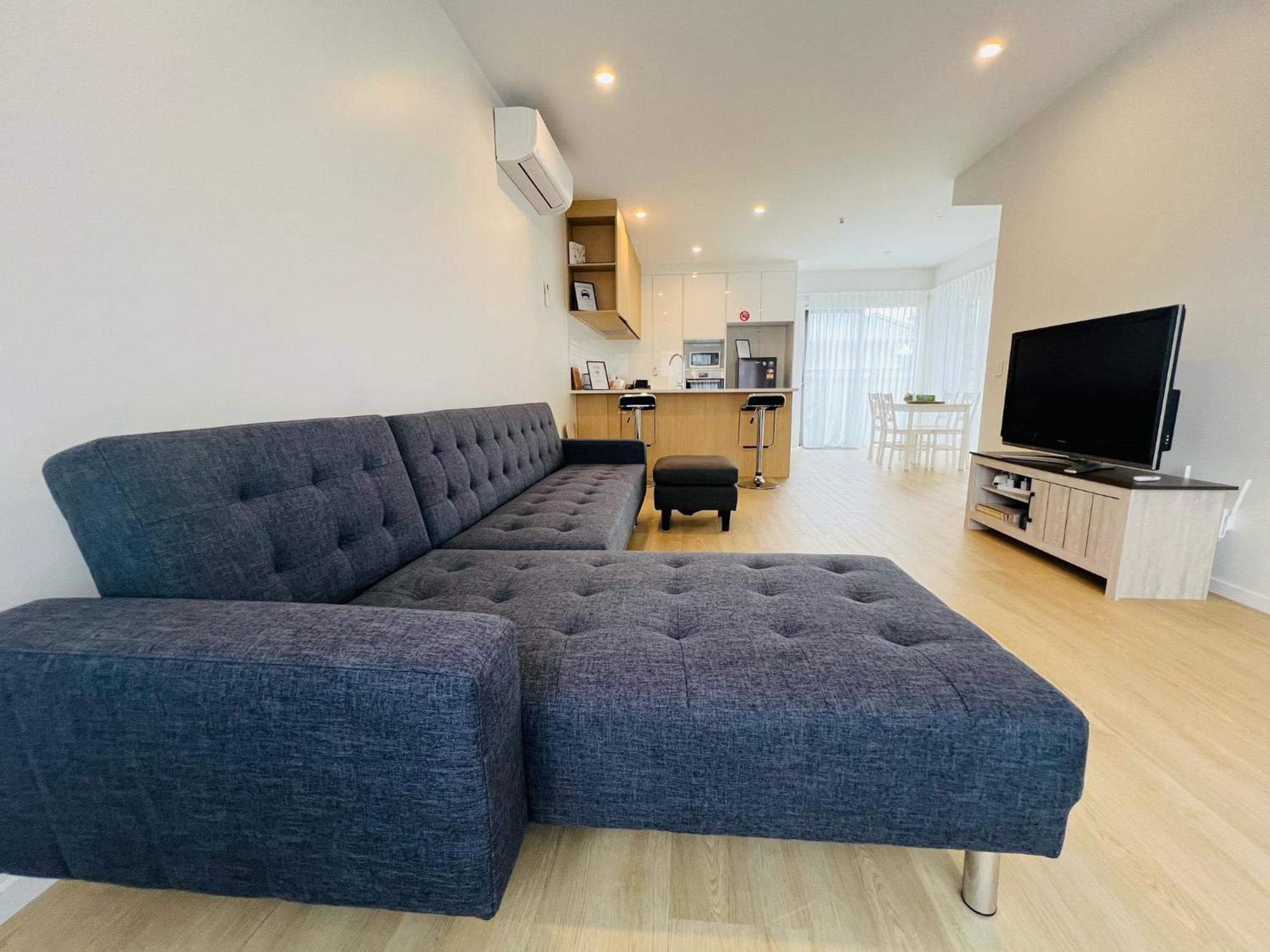 Central Modern 3-Bedroom,3- Bathroom House With Patio And Carpark- Lower Hutt City Centre Extérieur photo